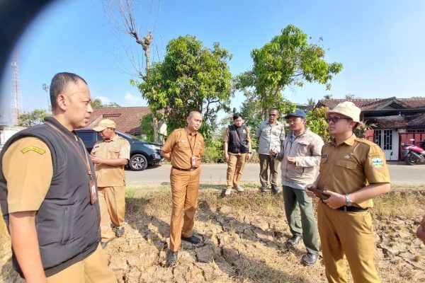 176,80 Hektare Sawah di Garut Gagal Panen, Petani Diupayakan Dapat Benih dan Klaim AUTP